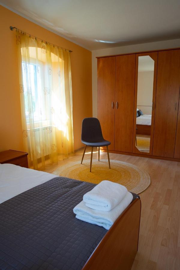 Olive Tree Apartments Umag Exteriör bild